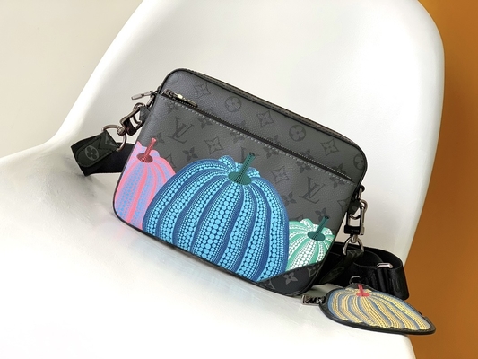 Túi Nam Unisex Hàng Hiệu LV x YK Trio Monogram M46358 Phối Hợp Phong Cách Đường Phố 3WAY