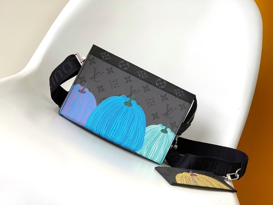 Ví LV X YK Mini Designer Ví Louis Vuitton Pochette Voyage In hình bí ngô Gaston Ví đeo được