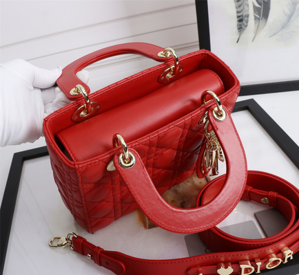 Túi đeo vai Lady Red Lambskin My Abcdior Dior Cannage D6806