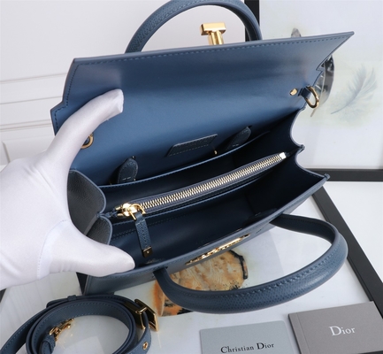 Túi Xách Nữ Da Bê Hàng Hiệu Dior Medium St Honoré Tote D6718