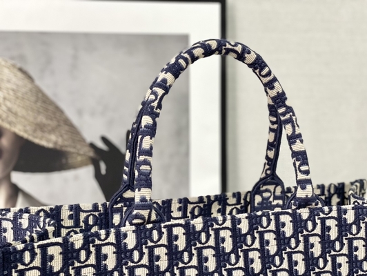 Dior Túi vải thêu xiên màu xanh hải quân Thương hiệu Christian Book Large