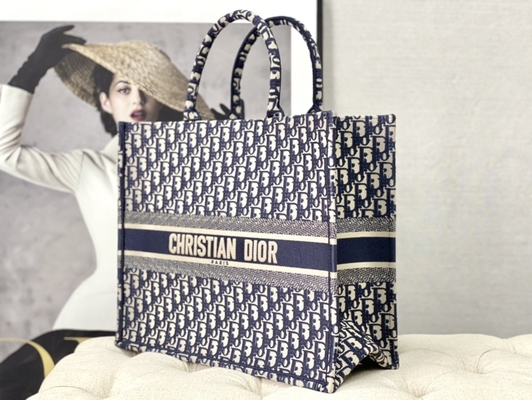 Dior Túi vải thêu xiên màu xanh hải quân Thương hiệu Christian Book Large