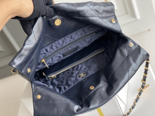 22S Calfskin Navy Túi xách nhỏ Chanel 22 &quot;Trash Bag&quot; ODM