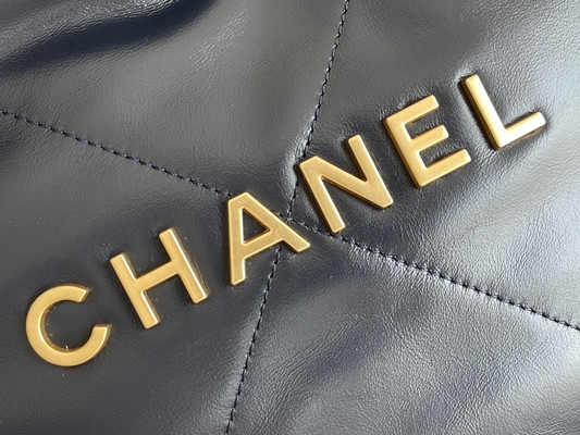 22S Calfskin Navy Túi xách nhỏ Chanel 22 &quot;Trash Bag&quot; ODM