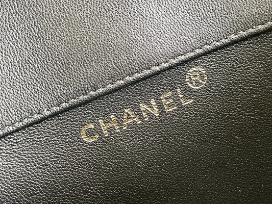Ba lô thương hiệu Chanel Leather Flap Designer 1994-1996 Diamond Quilted For Women