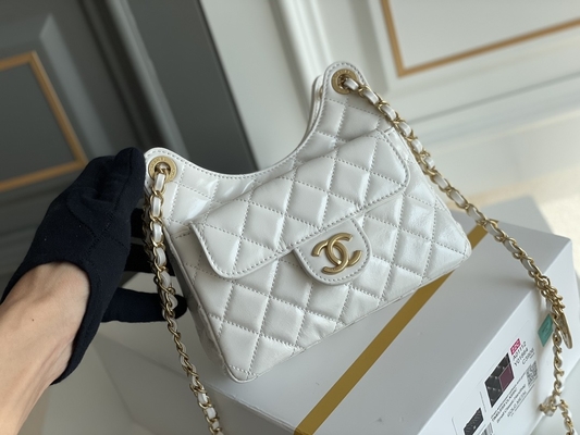 Chuỗi túi hàng hiệu được yêu thích nhất từ ​​da bê trắng cổ điển Túi du lịch Chanel 2023