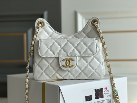 Chuỗi túi hàng hiệu được yêu thích nhất từ ​​da bê trắng cổ điển Túi du lịch Chanel 2023