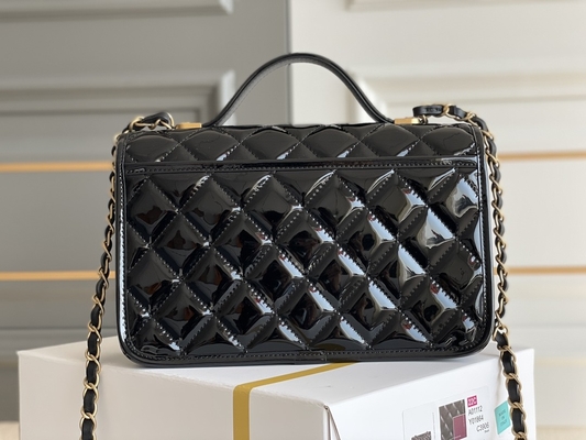 Túi nắp gập Chanel 22k dành cho nữ 2022 Túi đậu hũ bằng da sáng chế Vàng đen