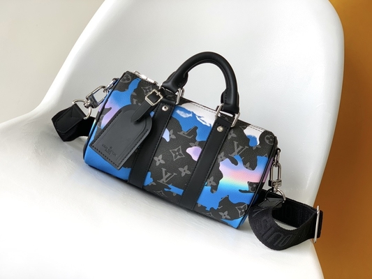 Túi Messenger thương hiệu Sunrise Monogram Eclipse LV Keepall Bandoulière 25 Room With A View