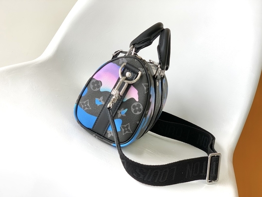 Túi Messenger thương hiệu Sunrise Monogram Eclipse LV Keepall Bandoulière 25 Room With A View