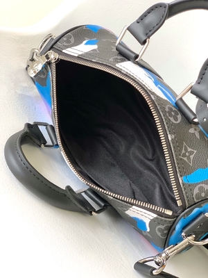 Túi Messenger thương hiệu Sunrise Monogram Eclipse LV Keepall Bandoulière 25 Room With A View