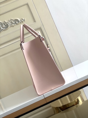 Túi đeo vai 2WAY LV hiệu Monogram OnTheGo MM Louis Vuitton