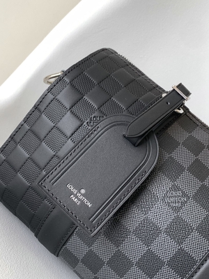 Túi đeo chéo LV Keepall BandoulièRe 25 dành cho nam hàng hiệu