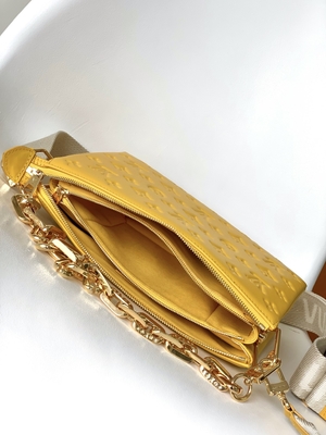 Sunflower Monogram dập nổi Túi hàng hiệu tùy chỉnh Coussin PM Louis Vuitton Puffy Lambskin