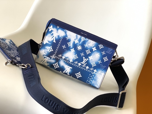 Ví nhỏ Gaston Louis Vuitton LV Pochette Khóa kéo đôi có thể đeo được