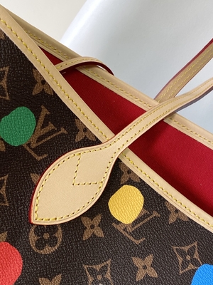 đen Túi LV X Yayoi Kusama Louis Vuitton Neverfull MM Monogram Nhiều màu