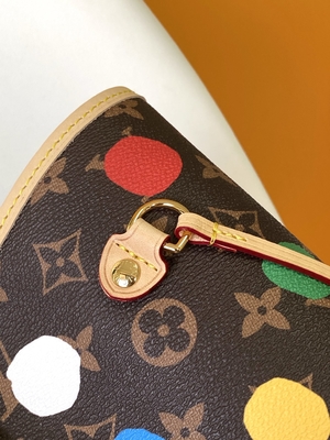 đen Túi LV X Yayoi Kusama Louis Vuitton Neverfull MM Monogram Nhiều màu