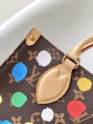 Túi hàng hiệu LV X Yayoi Preloved Kusama OnTheGoMM Monogram Nhiều màu