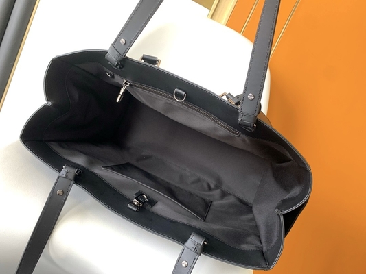 Túi Louis Vuitton Nam Sắc Plat Ngang Ngang 24H M45571