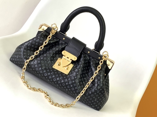 Túi Clutch Da Bê Cá Tính Monogram Louis Vuitton M45571