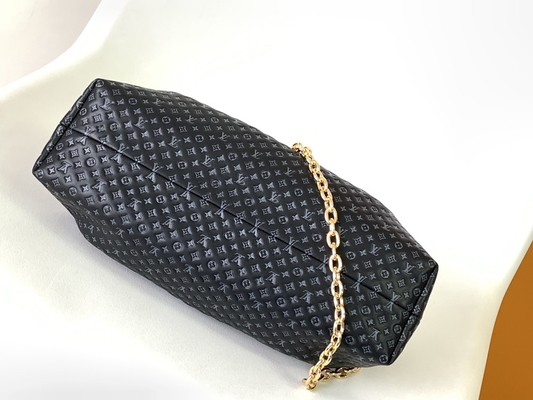 Túi Clutch Da Bê Cá Tính Monogram Louis Vuitton M45571