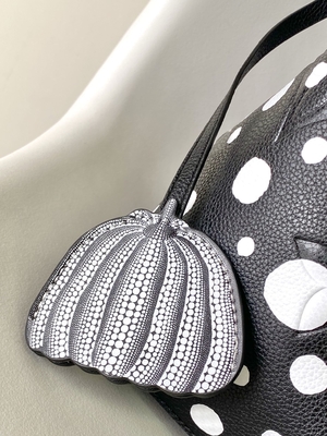 Túi xách Nữ Trắng Đen NéOnoé MM Túi xách Louis Vuitton Yayoi Kusama