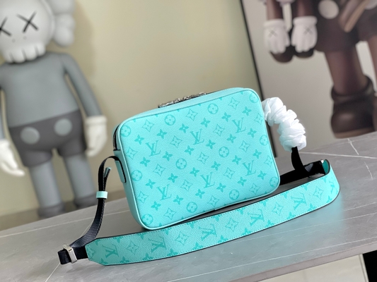 Túi Nam Thương Hiệu Louis Vuitton Monogram Unisex M30233 Túi Messenger &amp; Túi Đeo Vai Ngoài Trời