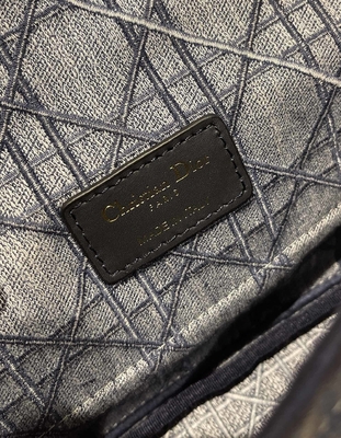 Túi thêu mini thiết kế Dior Caro denim nhỏ
