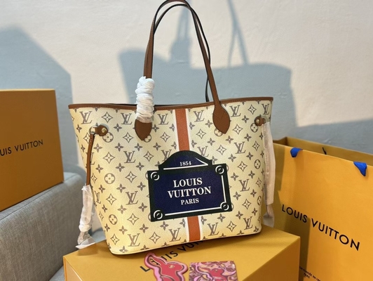 Túi xách hàng hiệu Louis Vuitton Preloved dành cho nữ Túi xách Neverfull Monogram Beige