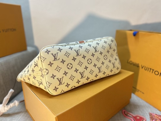 Túi xách hàng hiệu Louis Vuitton Preloved dành cho nữ Túi xách Neverfull Monogram Beige
