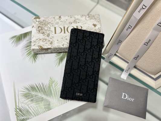 Đĩa CD dọc dập nổi Ví nam Christian Dior có khóa kéo kim cương