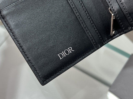 Đĩa CD dọc dập nổi Ví nam Christian Dior có khóa kéo kim cương