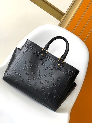 Túi hàng hiệu Monogram Preloved màu trắng Louis Vuitton Sac Plat Tote