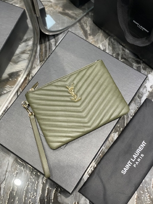 Monogram Da Quilted Túi YSL Quilted Leather Pouch Ví Cầm Tay Phong Bì
