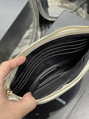 Monogram Da Quilted Túi YSL Quilted Leather Pouch Ví Cầm Tay Phong Bì