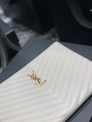 Monogram Da Quilted Túi YSL Quilted Leather Pouch Ví Cầm Tay Phong Bì