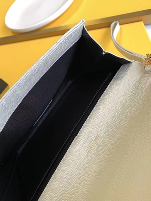 Túi Caviar YSL Monogram Da Quilted Clutch