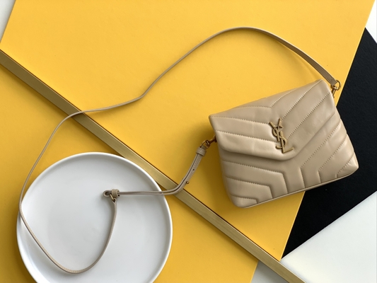 YSL Saint Laurent Ladies Cassandra Chain Shoulder Bag Vải cotton và da bê màu nâu caramel
