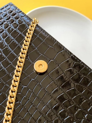 Túi YSL da bê màu đen Dây chuyền vàng Kate Tua nhỏ