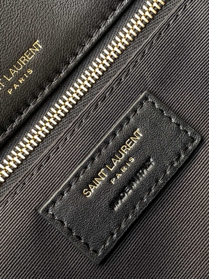 Dây đeo có thể điều chỉnh Túi đeo chéo YSL Ly hợp phong bì OEM
