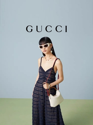 Túi đeo vai hàng hiệu bằng da màu trắng Túi xách Gucci Princess Diana
