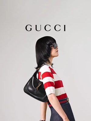 Túi da đen 1961 Jackie của Gucci Time Honored Classic Golden Accessories