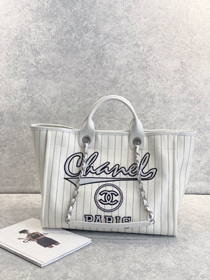 Túi Tote Chanel Deauville 30cm 23P Trắng Sọc Đen Ecru