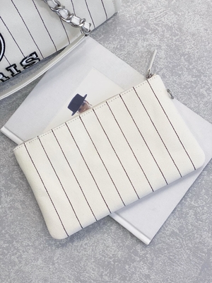 Túi Tote Chanel Deauville 30cm 23P Trắng Sọc Đen Ecru
