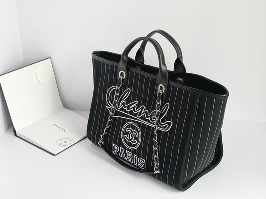 Túi xách lớn hàng hiệu tùy chỉnh Cotton Da bê Túi xách Chanel 2.55 Metalblack And White